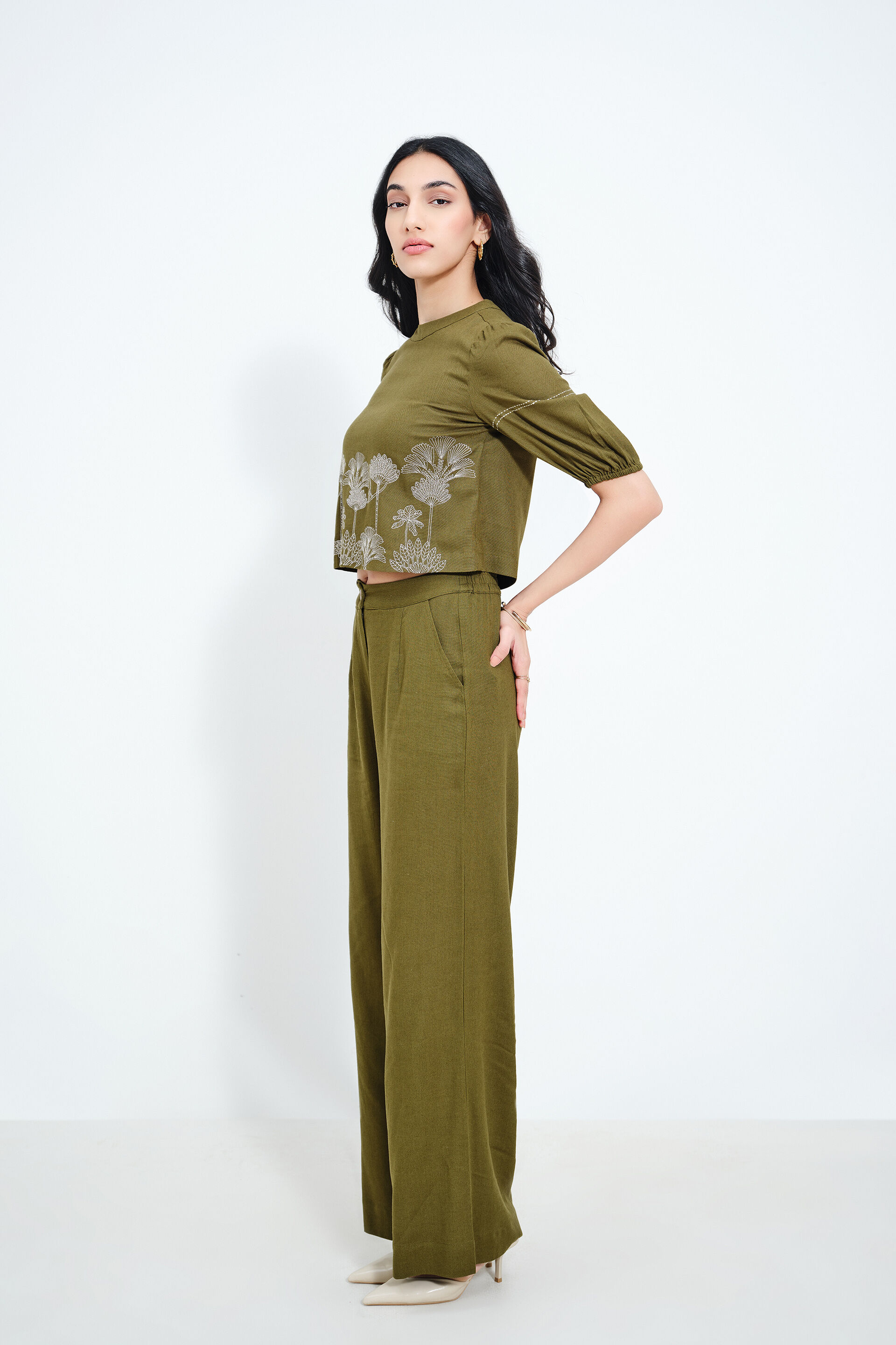 Green Horizon Top, Olive, image 4